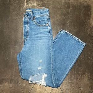 Levi’s Ribcage Straight Ankle